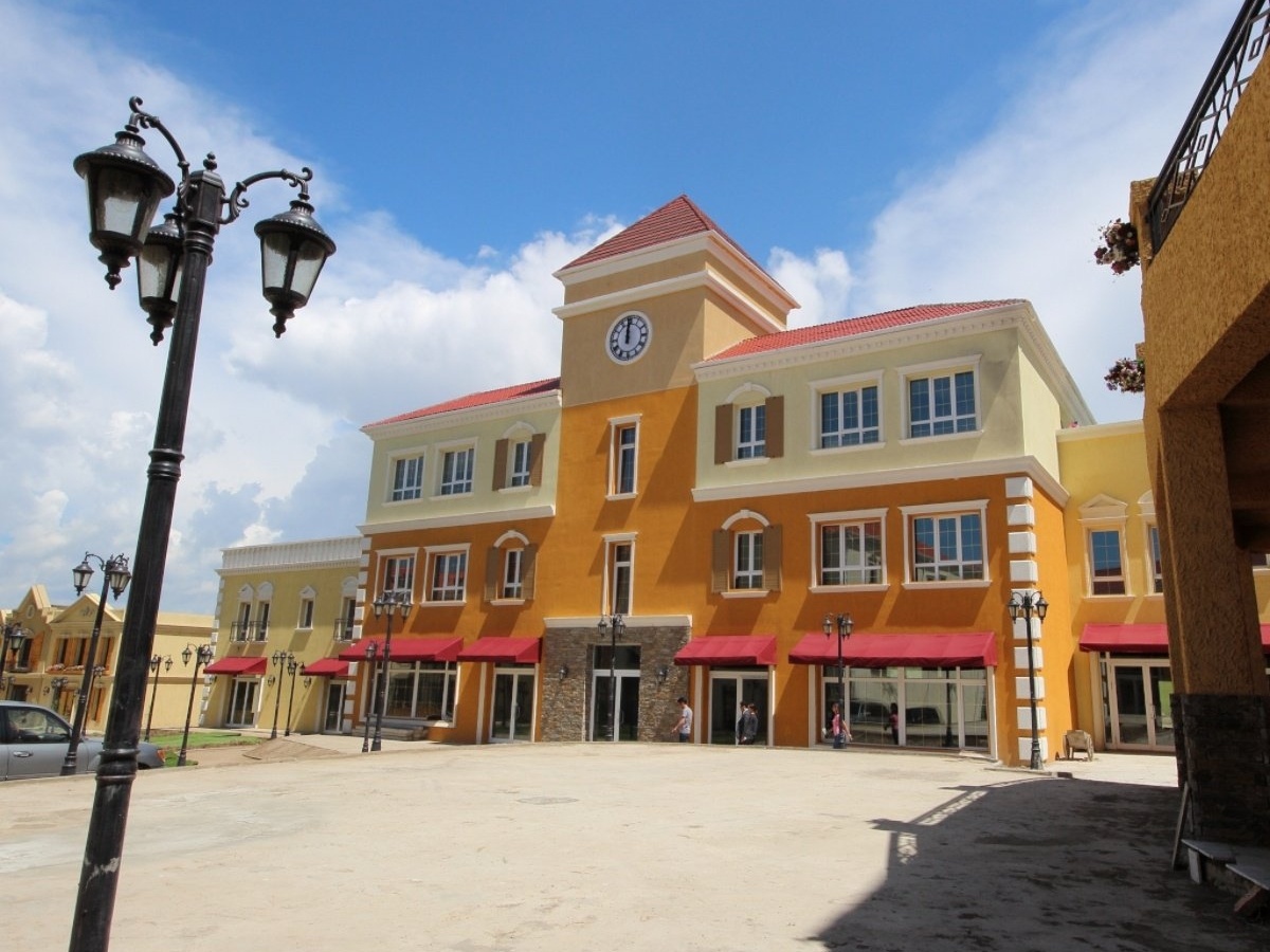 nukht Village Commercial building